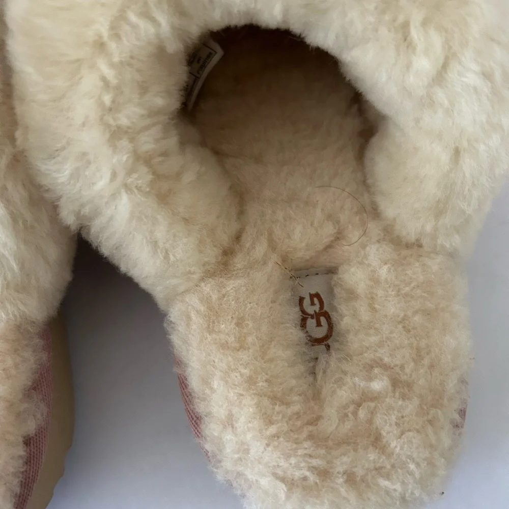 NEW UGG Cozy II Genuine Metallic Glitter Slippers in Rose Gold size 4.